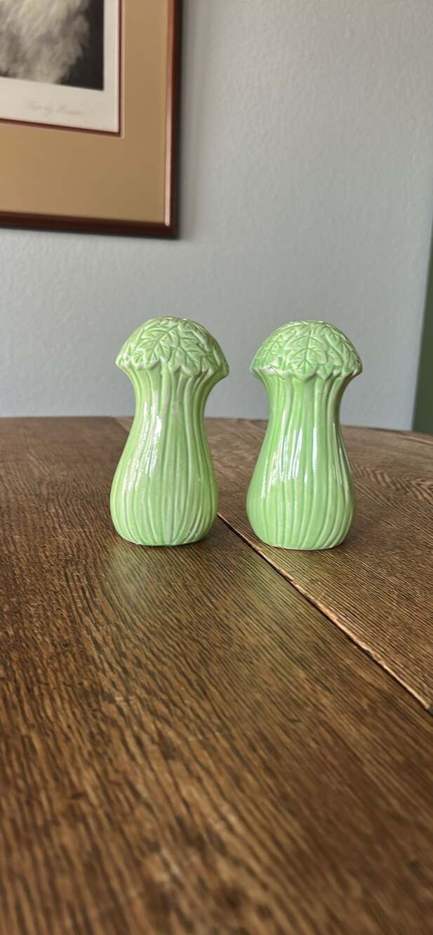 Vintage Celery Stalk Salt and Pepper Shakers Green Ceramic Japan